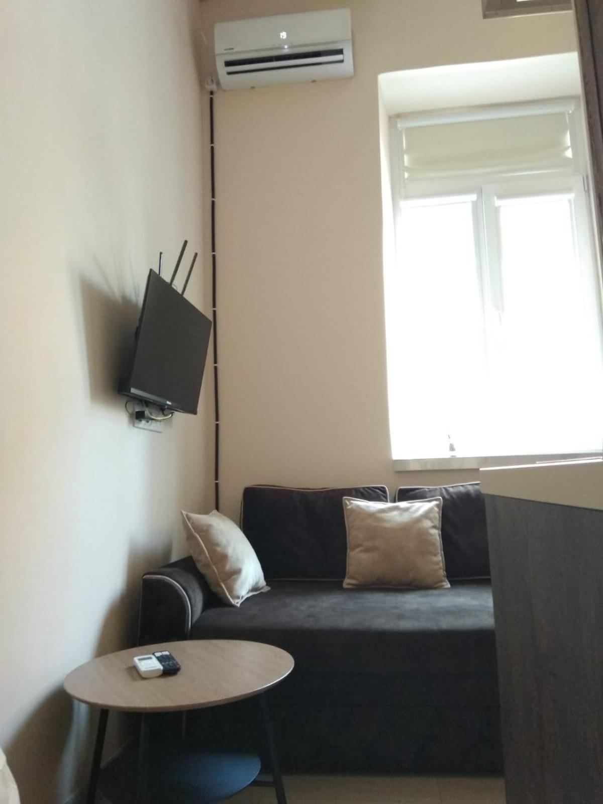 Apartamento Chorni Vivtsy Chernivtsi Exterior foto